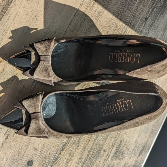 LORIBLU Pumps in Brown Suede with chrome bow embellishment 38 - Picture 3 of 8